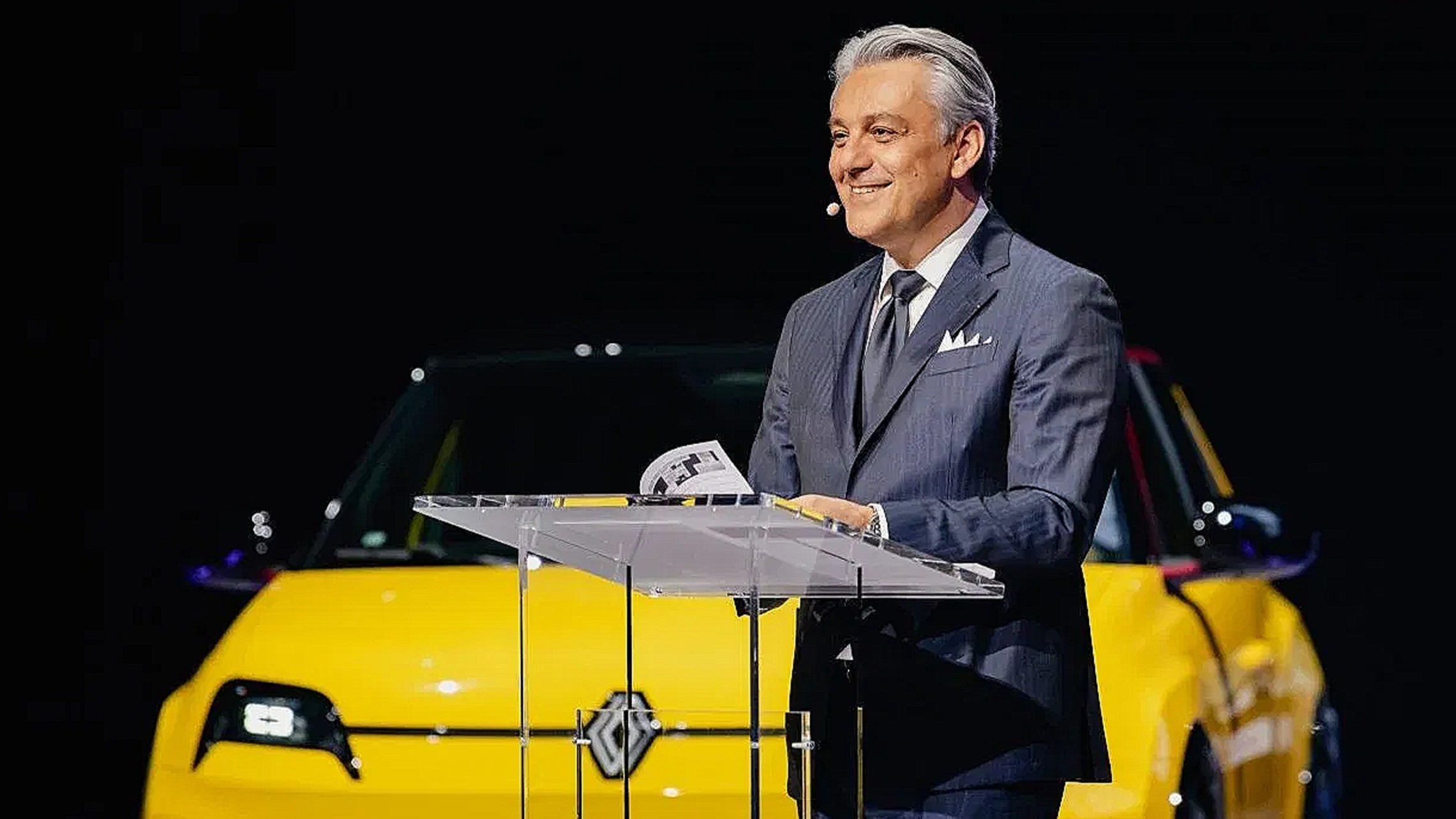 Luca de Meo cree que la asociación de Renault con otro fabricante es "más natural" que la que ya tiene con Nissan.